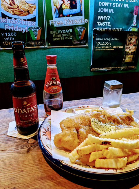 O'hara's Irish Red Beer和炸鱼薯条