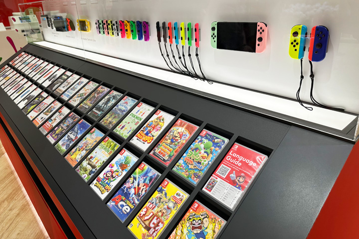 Nintendo OSAKA:店内的游戏装备和游戏软件