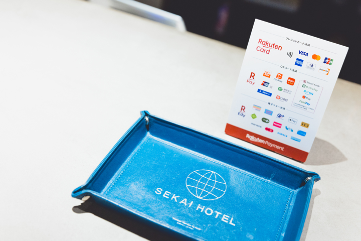 从SEKAI HOTEL Deep Osaka Experience退房