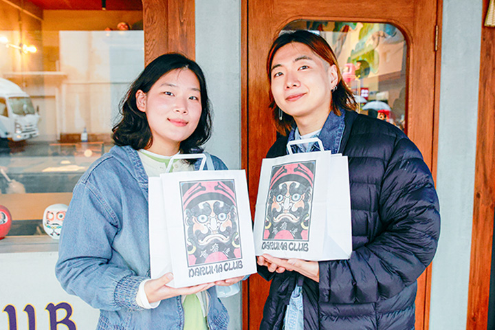 DARUMA CLUB的包装纸袋