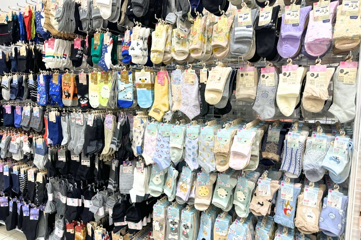 DAISO心斋桥店的袜子