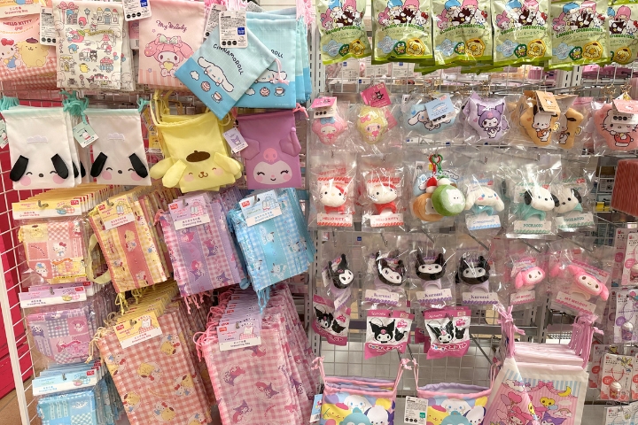 DAISO心斋桥店的三丽鸥(Sanrio)联名商品